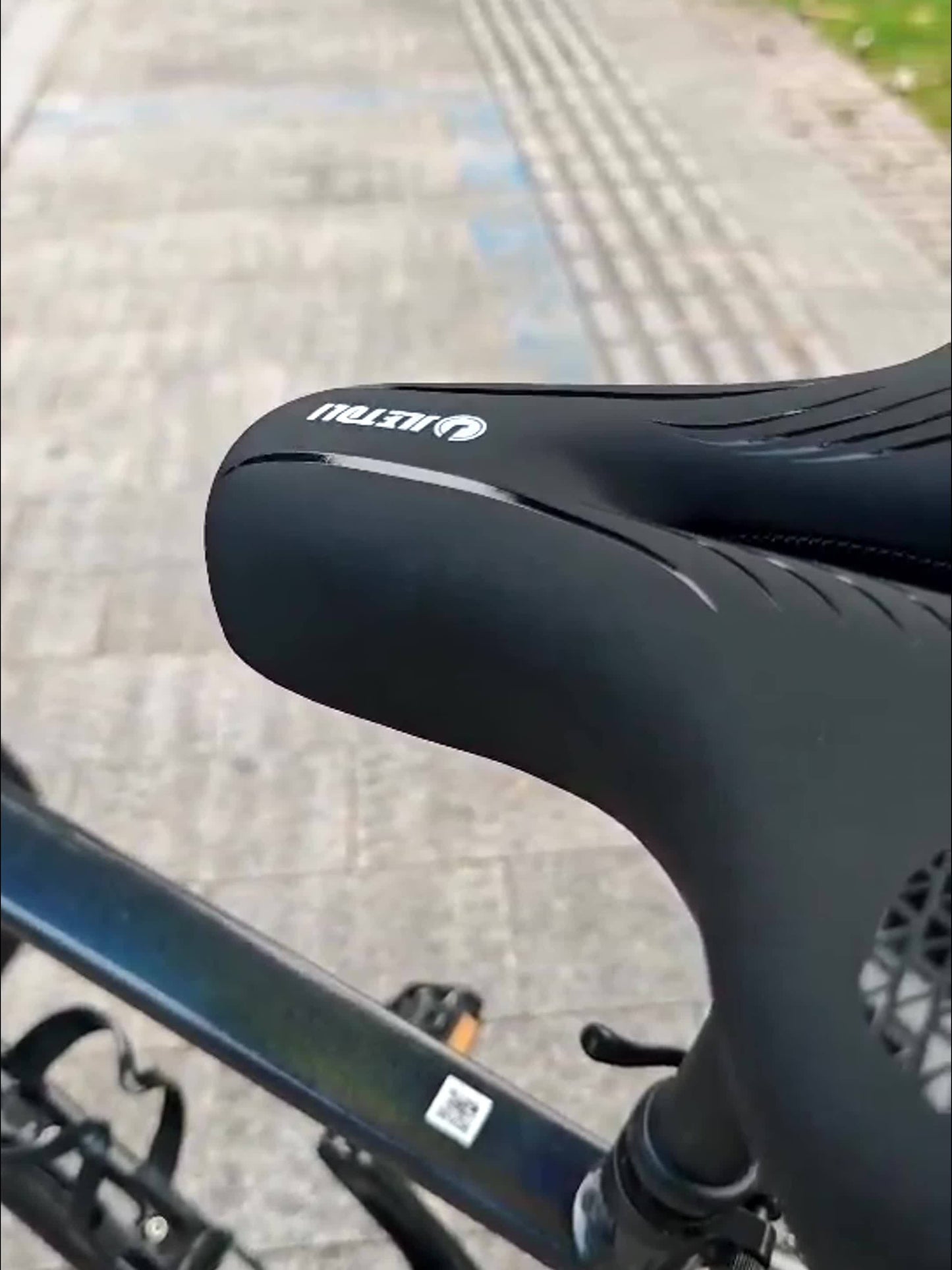 JLETOLI Bike Seat Cushion Breathable Non-Slip PU Memory Foam