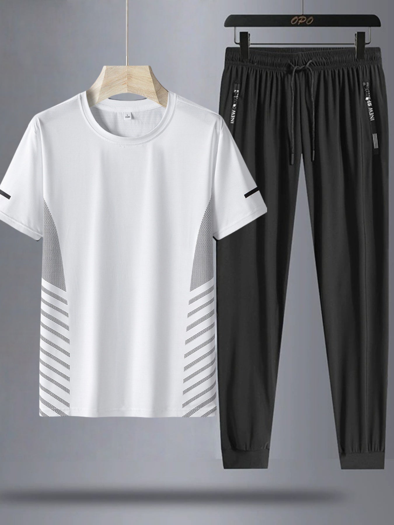 Men's Casual Athletic Set Breathable Polyester T-Shirt And Joggers