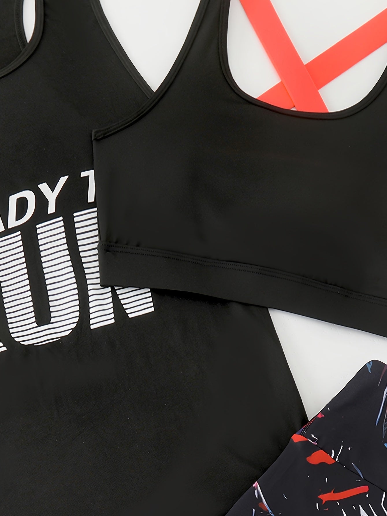 [Breathable Women's Set] 3pcs Women's Set | Breathable Bra, Stretchy Top & High Waist Leggings Outfit