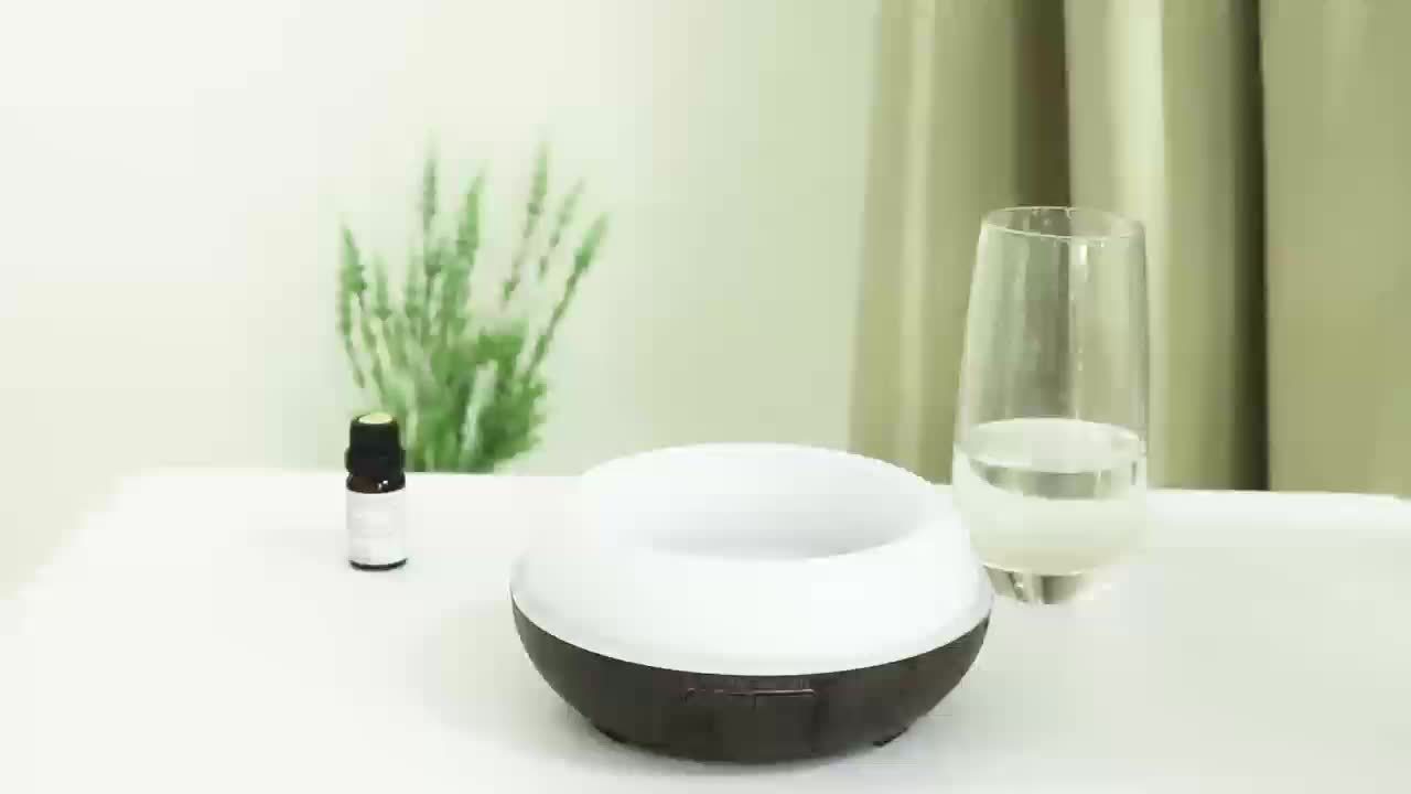 NANAROCCID Metal Aromatherapy Diffuser With 7-Color LED Lights